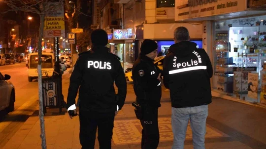 Üç gün önce tehdit etti, bugün bıçakladı