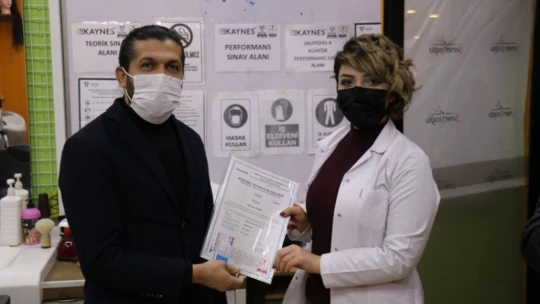 Ücretsiz kurs ile işsizleri hayaline kavuşturuyor