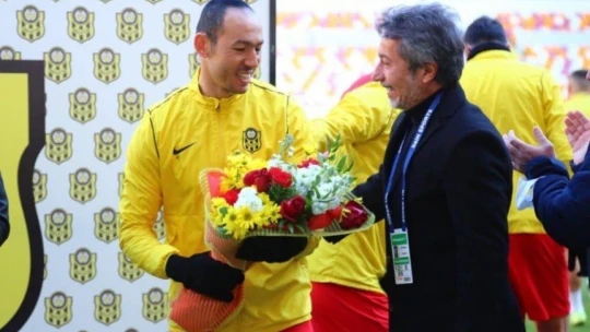 Umut Bulut, Süper Lig'de en çok forma giyen oyuncu oldu