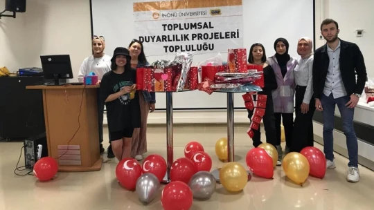 Üniversite öğrencilerinden örnek davranış