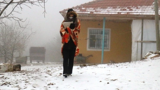 Üniversite öğrencilerinin canlı ders imtihanı