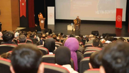 Ünlü sanatçı Metin Şentürk, gençleri coşturdu