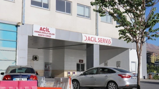 Usta oyuncu Halil Kumova hayatını kaybetti