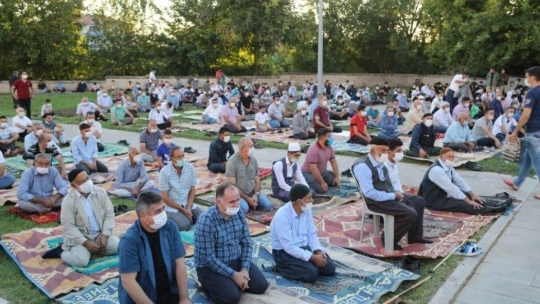 Uzun yıllar sonra Eskimalatya Namazgah'ta Kurban Bayramı namazı kılındı