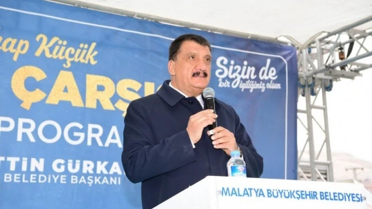 Vahap Küçük Hayır Çarşısı düzenlenen törenle açıldı