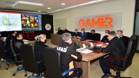 Vali Baruş'tan kar denetimi