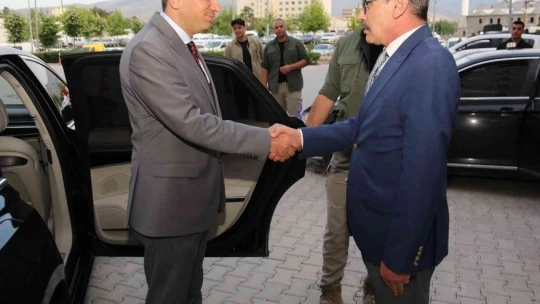 Vali Şahin brifing aldı