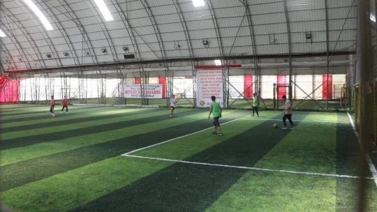 Halı sahalarda yoğunluk başladı