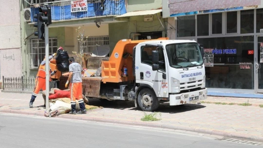 Yaşlı kadının yardımına Battalgazi Belediyesi yetişti
