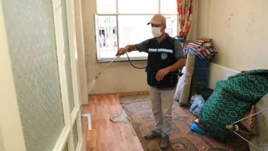 Yaşlı kadının yardımına Battalgazi Belediyesi yetişti