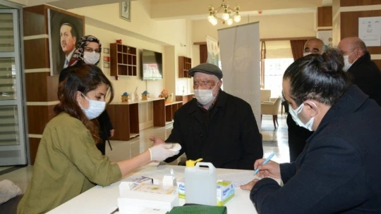 Yaşlılara, diyabet, sağlık ve ileri yaş testi