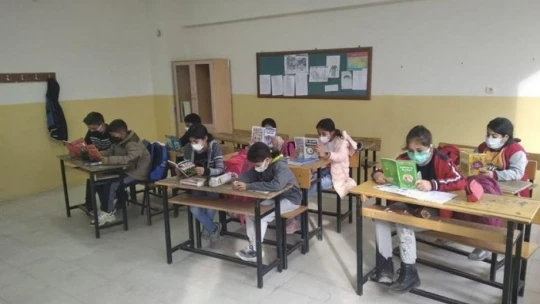 Yazıhan'da Kitap K'oku'su projesi