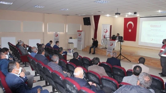 Yazıhan'da muhtarlarla toplantı