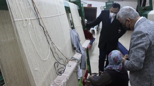 Yazıhan'da tekstil atölyesi açıldı