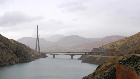 Yeni Kömürhan Köprüsü ve tüneli açılış için gün sayıyor