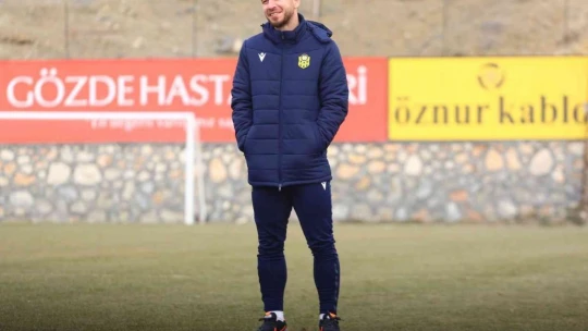 Hem Oyuncu Hem Hoca!