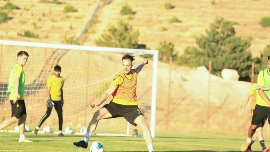 Yeni Malatyaspor'da Ç.Rizespor mesaisi sürüyor