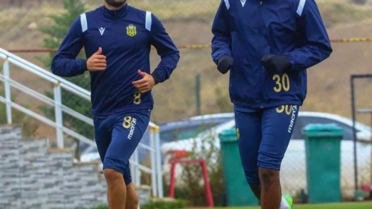 Yeni Malatyaspor'da kupa mesaisi başladı