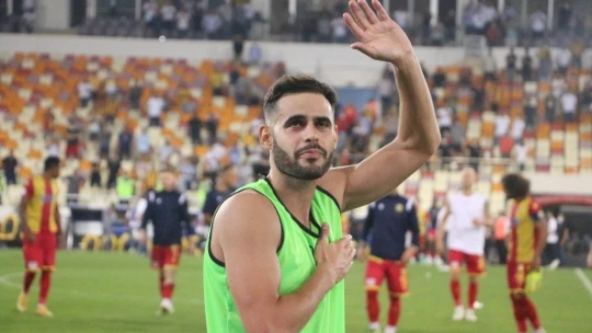 Yeni Malatyaspor'dan galibiyet kutlaması