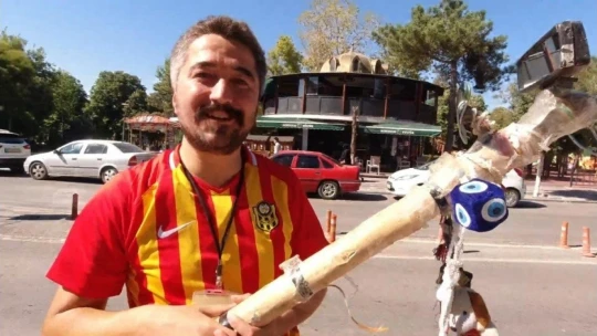 Yeni Malatyaspor'dan Mersedes Kadir'li forma tanıtımı