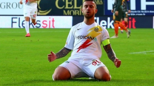 Hatayspor maçına beyaz formayla çıkıyoruz