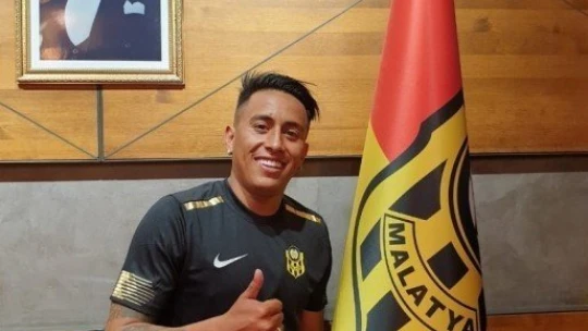 Yeni Malatyaspor Perulu Cueva ile sözleşme imzaladı