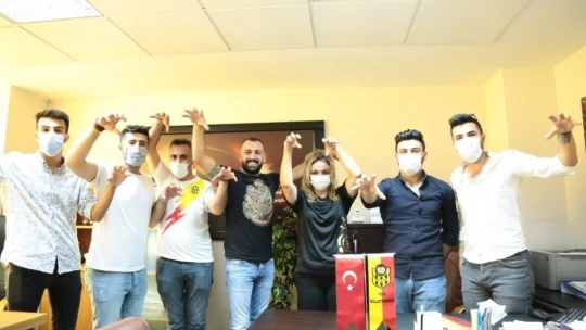 Yeni Malatyaspor sağlık çalışanlarını unutmadı
