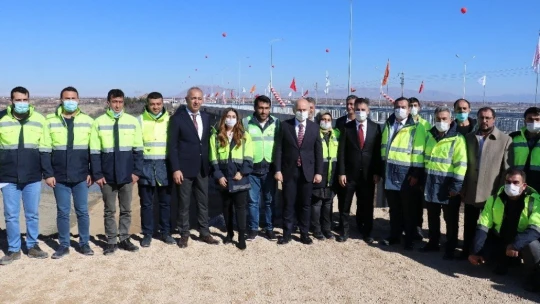 Yeni Tohma köprüsü Cumhurbaşkanı Erdoğan'ın da katılımı ile hizmete açıldı