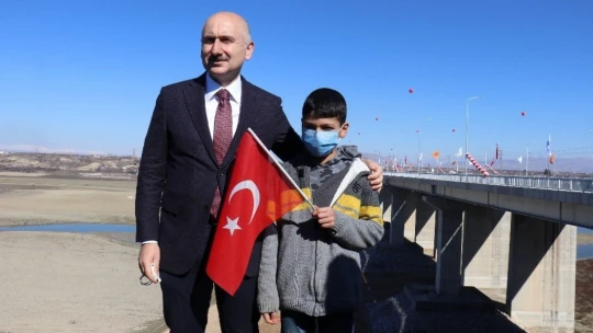Yeni Tohma köprüsü Cumhurbaşkanı Erdoğan'ın da katılımı ile hizmete açıldı