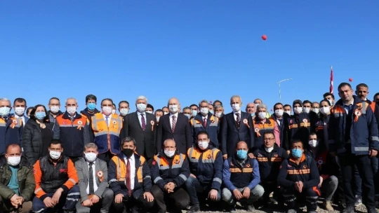 Yeni Tohma köprüsü Cumhurbaşkanı Erdoğan'ın da katılımı ile hizmete açıldı