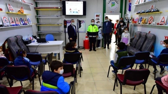 Yeşilyurt 'ta çocuk trafik eğitim parkında 24 bin öğrenciye eğitim