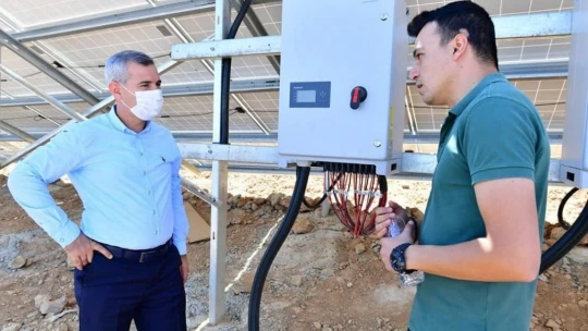 Yeşilyurt 1. Güneş Enerji Santrali'nde enerji üretimi başladı