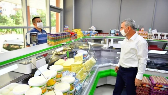 Yeşilyurt Belediyesi ikinci yeşil gıda marketini hizmete sundu