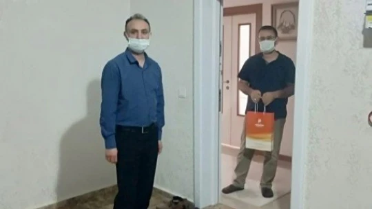 Yeşilyurt Belediyesi'nden personellere 'tedavi destek paketi'