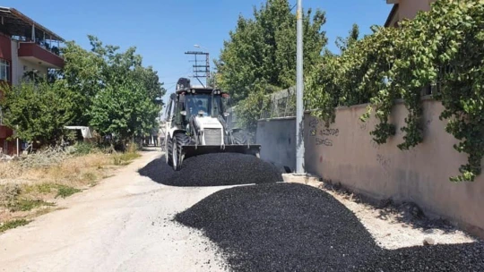 Yeşilyurt Belediyesi'nden yollara önem