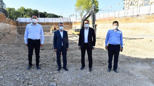 Yeşilyurt Belediyesi yeni hizmet binasına kavuşuyor