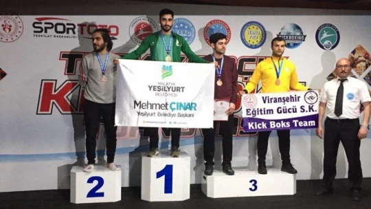 Yeşilyurt Belediyespor kick-boks takımı gözünü zirveye dikti