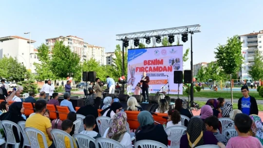 Yeşilyurt'daki sanat şenliği renkli ve coşku dolu anlara sahne oldu