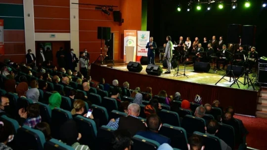 Yeşilyurt'ta 'Unutulmayan şarkılar ve türküler' konseri