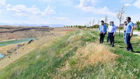 Yeşilyurt'ta 15 ayda 26 bin 589 metrekare alan yeşillendirildi
