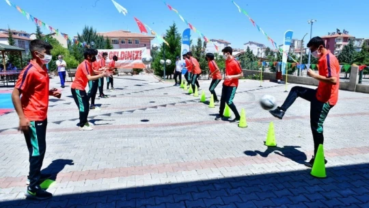 Yeşilyurt'ta 19 Mayıs özel bir programla kutladı