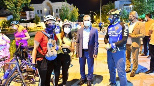 Yeşilyurt'ta bisiklet korteji
