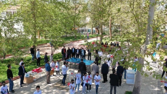 Yeşilyurt'ta çocuklar için şenlik