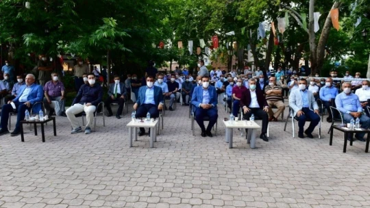 Yeşilyurt'ta en iyi kiraz ve bahçesi ödülleri sahiplerini buldu