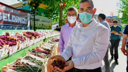 Yeşilyurt'ta en iyi kiraz ve bahçesi ödülleri sahiplerini buldu