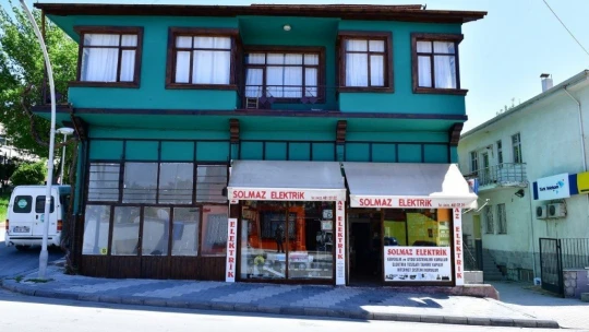 Yeşilyurt'ta estetiği bozan 126 bina restore edildi