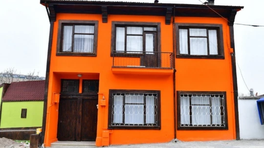 Yeşilyurt'ta estetiği bozan 126 bina restore edildi