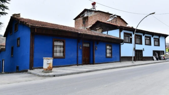 Yeşilyurt'ta estetiği bozan 126 bina restore edildi