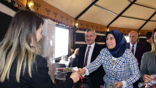 Yeşilyurt'ta kadınlar için özel program düzenlendi