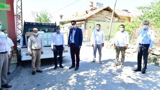 Yeşilyurt'ta karantinadaki vatandaşlara gıda desteği